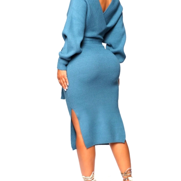 Mona Sweater Dress - Picture 3 of 3